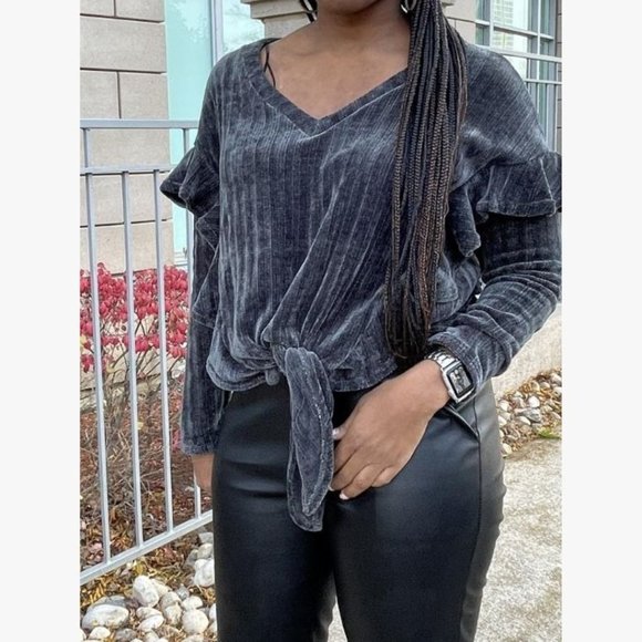 (NWT) Ruffle Trim V-Neck Sweater - Dark Grey - Picture 4 of 5